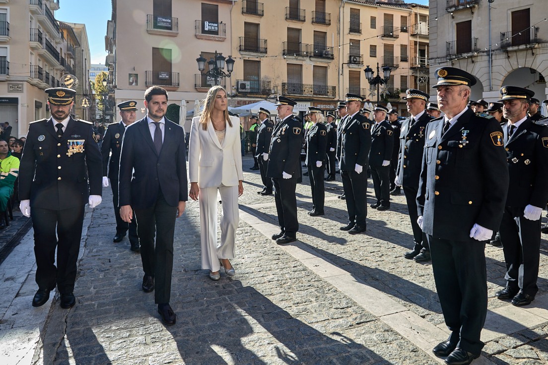 Gandia anuncia un refuerzo de personal y recursos para el cuerpo policial en el Día de la Policía Local