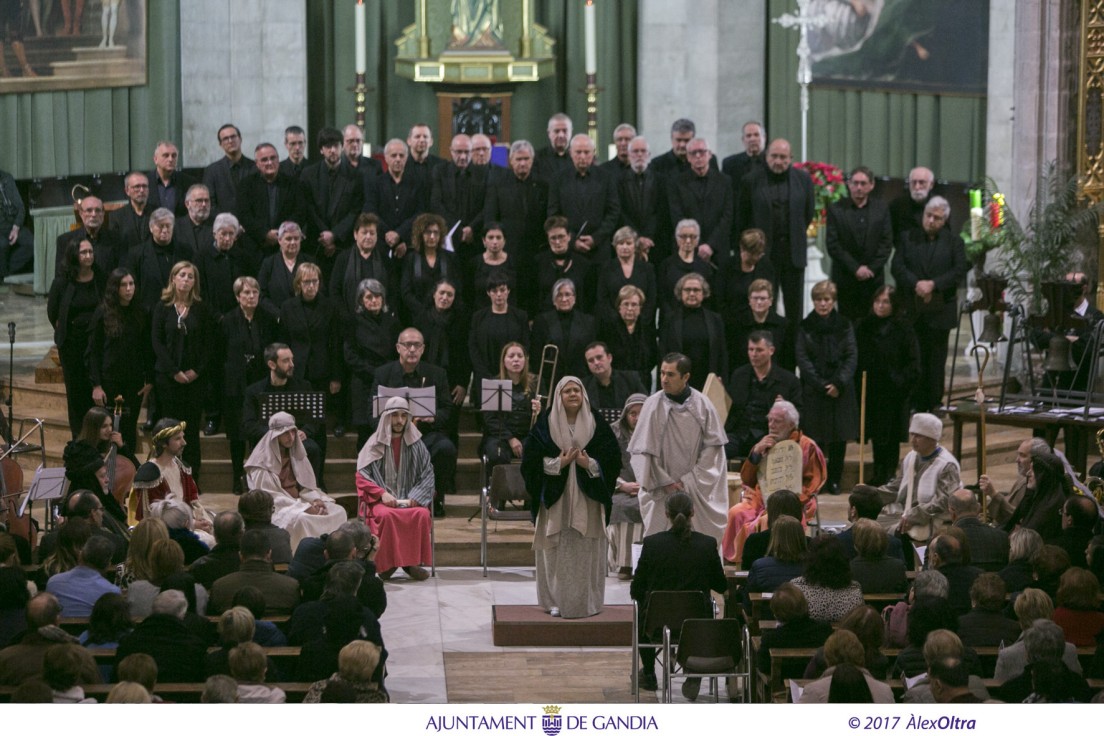 Eucaristías, conciertos, actos sociales y belenes centran las actividades de la Colegiata de Gandia para el Adviento y Navidad