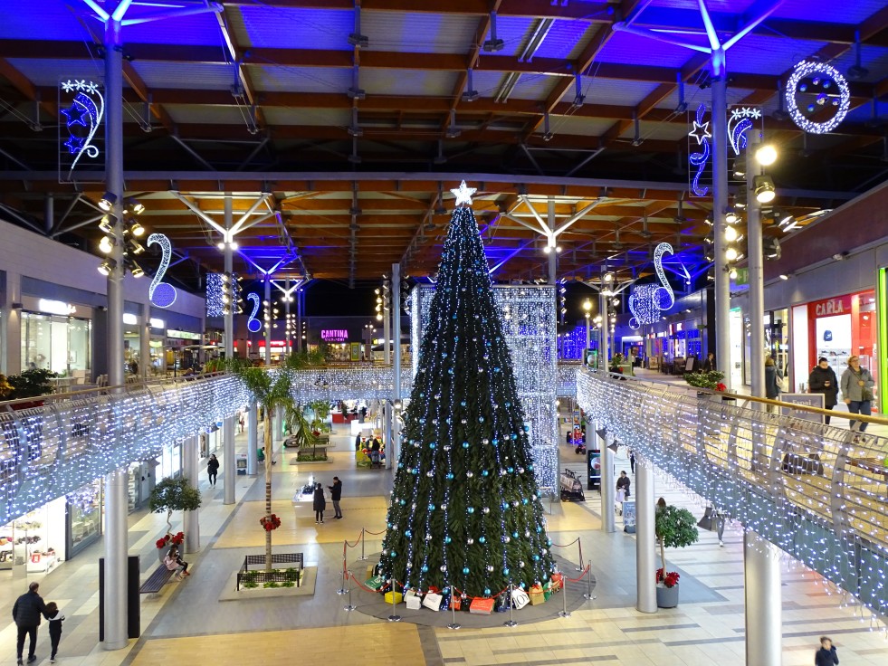 La Vital lanza la campaña "Dulce Navidad" repleta de sorpresas y solidaridad