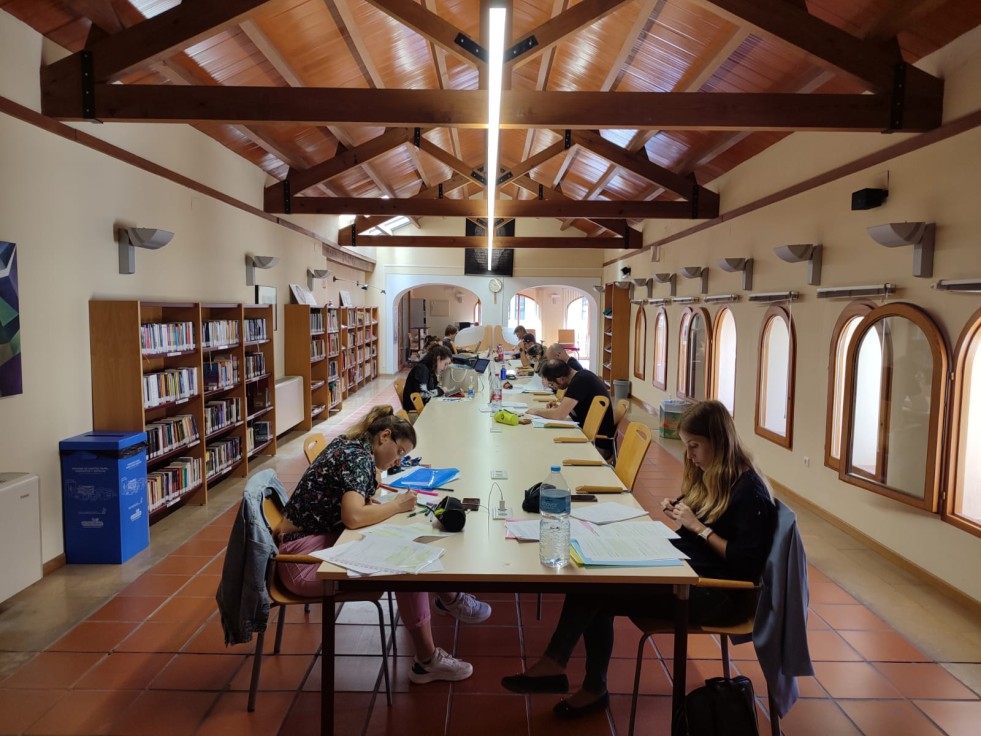 La Biblioteca Central de Gandia amplía su horario a 7/14 para preparar exámenes