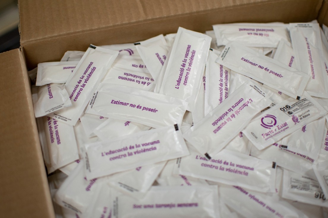 Rótova continúa con la campaña contra la violencia de género