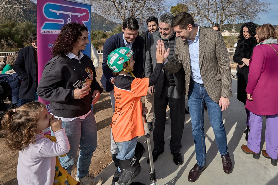 El Gobierno de España pone de ejemplo el Skate Park Bowl de Gandia como derecho de todos al acceso al deporte