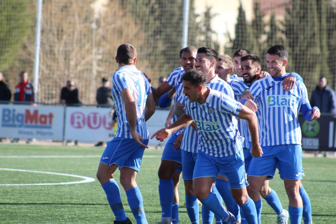 Victoria crucial del CF Gandia en Utiel (1-2)