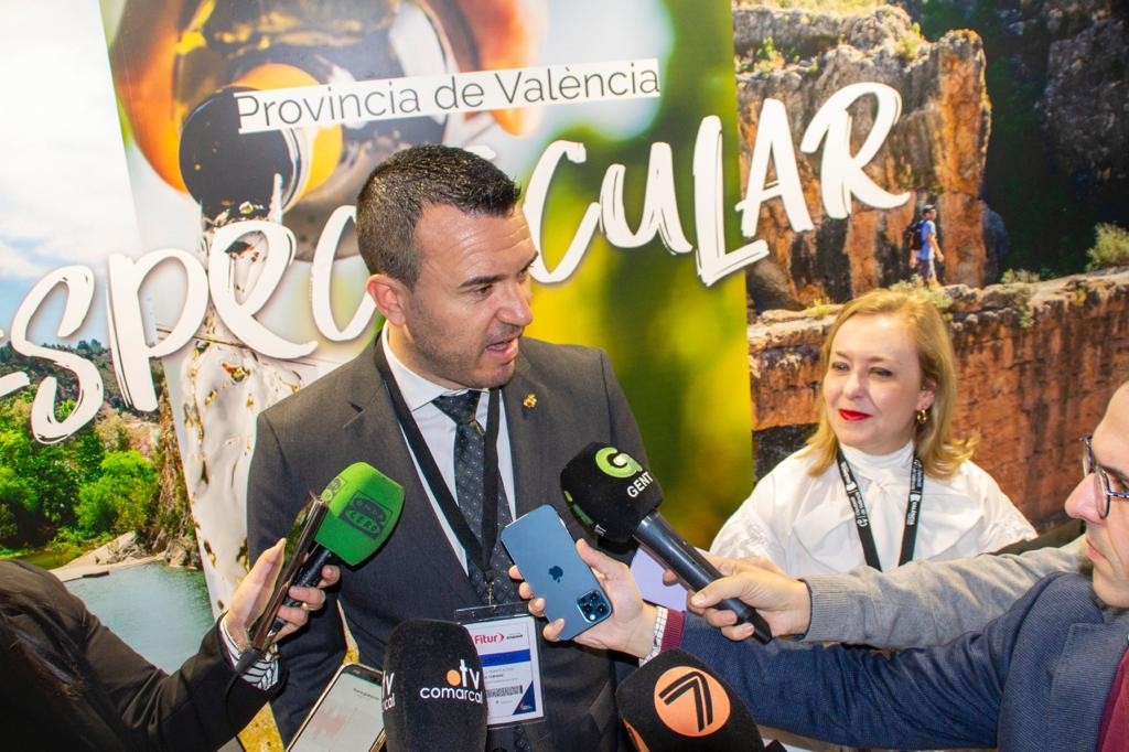 Mompó defiende en Fitur la espectacularidad de la provincia de Valencia como activo frente a la despoblación