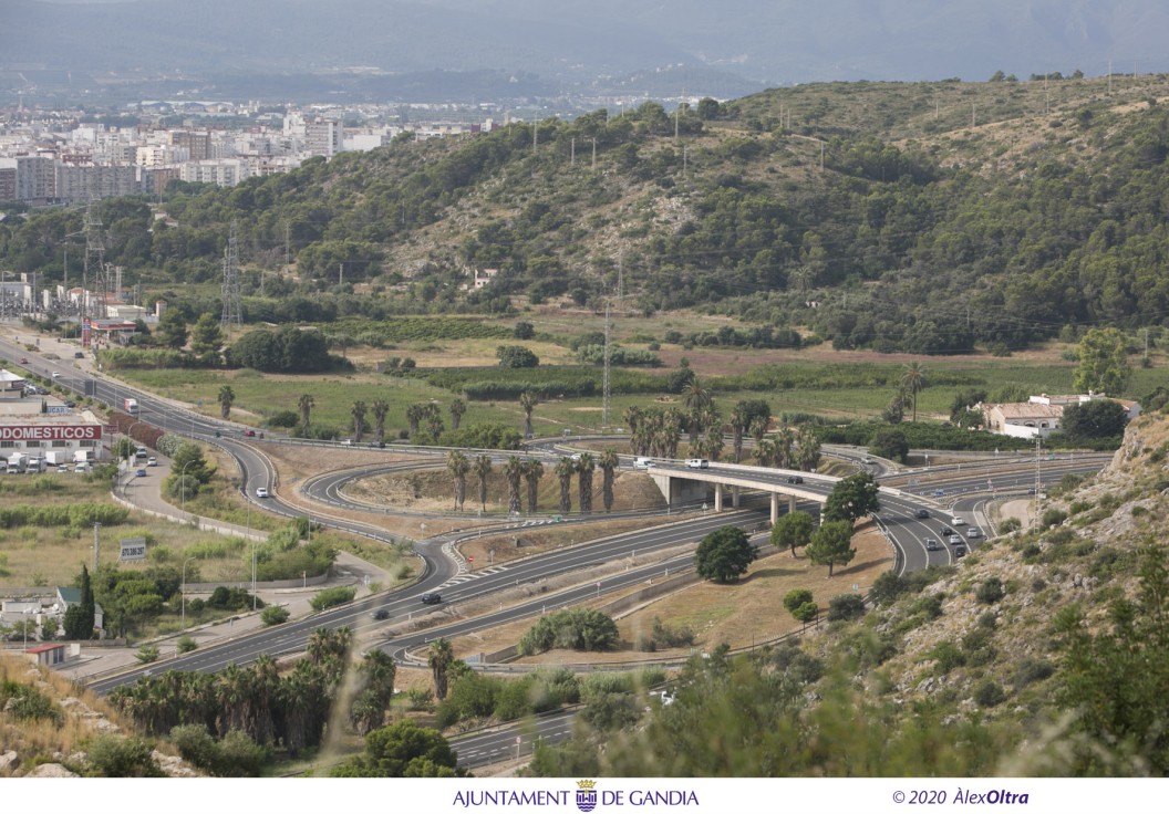 El alcalde de Gandia recalca que las inversiones van a continuar y seguirá visitando Ministerios para traer 'buenas noticias'