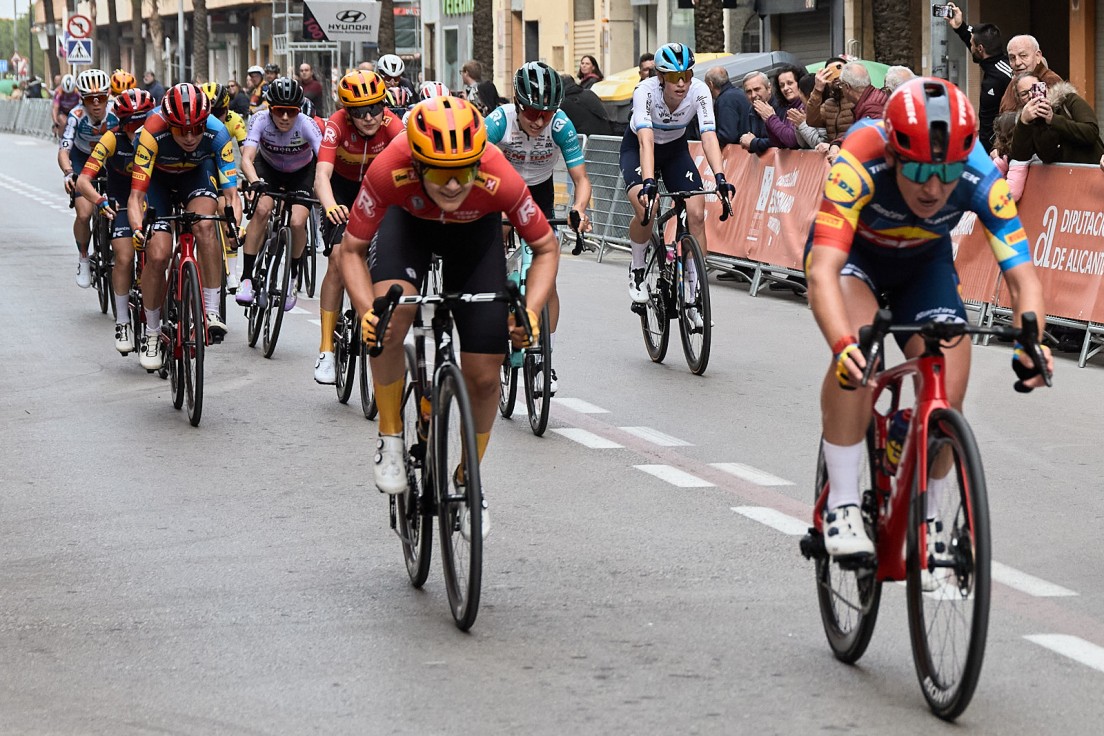 La VIII edición de la Semana Ciclista-Volta Femenina finalizó ayer en Gandia