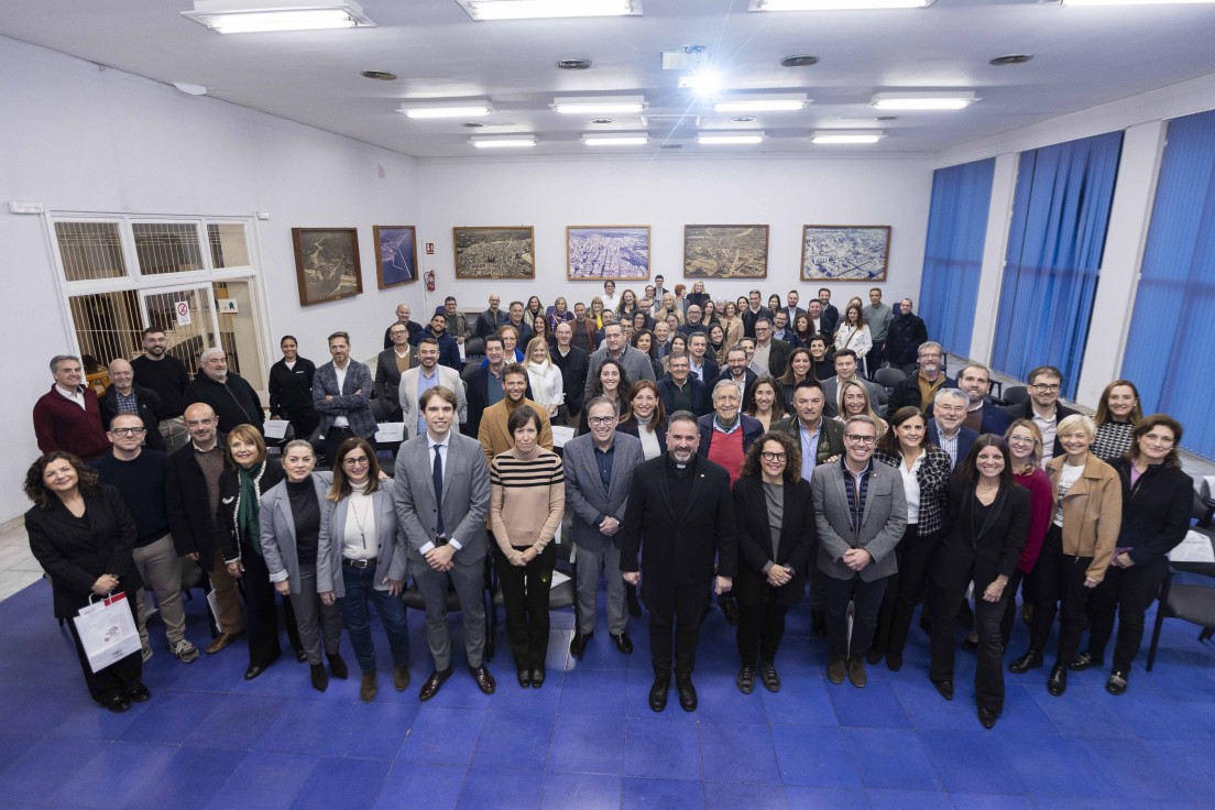 El III Encuentro empresarial de Cáritas Gandia reúne a más de 120 personas de 80 empresas y entidades con Corazón