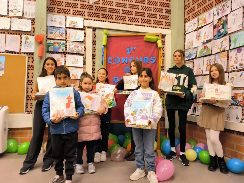 El Consell dels Joves inaugura la Exposición del Primer Concurso de Dibujo Fallero
