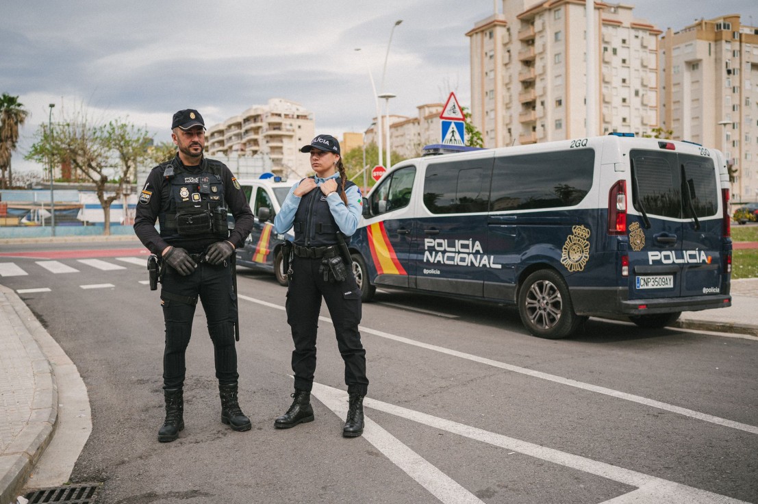 Policías De Portugal Patrullan Junto Con La Policía Nacional En Gandia