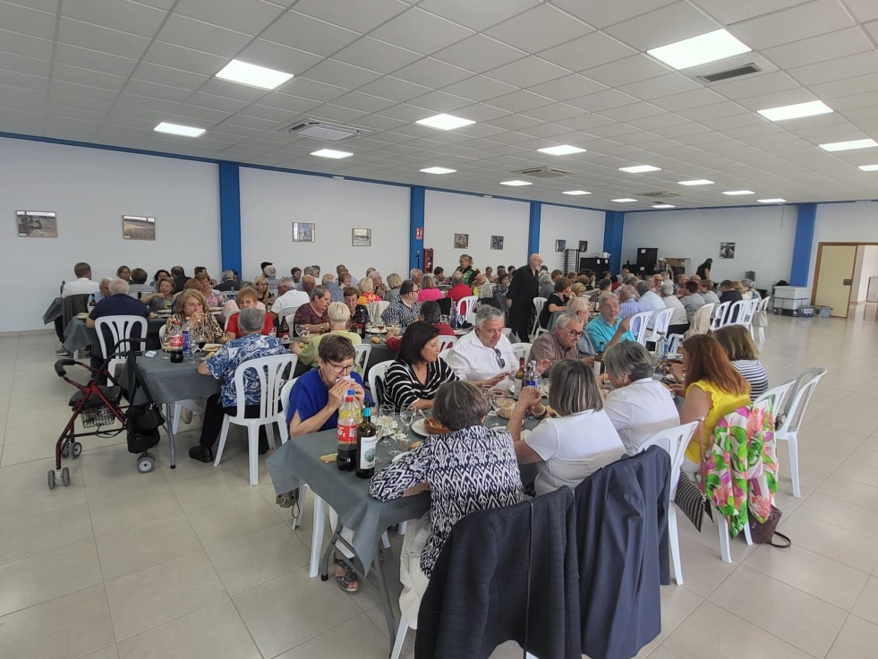 La gente mayor de Ròtova celebró su semana con actividades diversas