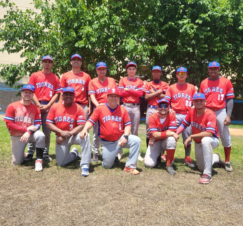 Tigres de Gandia continúa líder en solitario e invictos en el nacional de béisbol