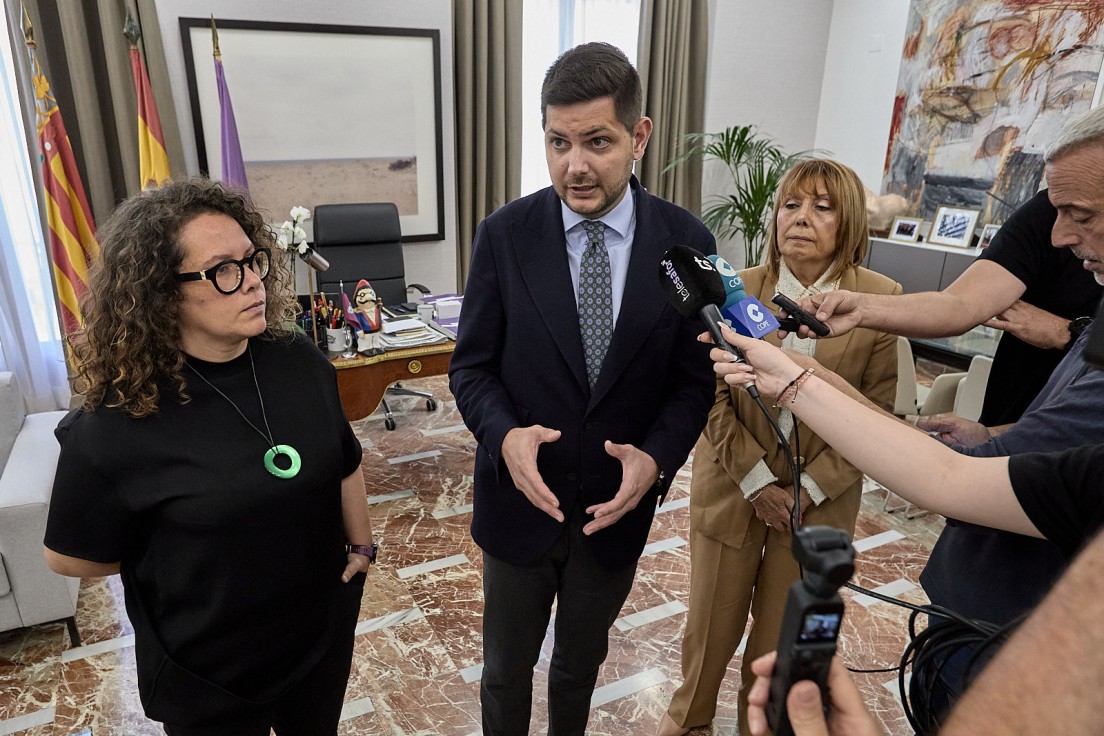 Prieto pide un acuerdo con el conseller de Sanitat que mantenga los consultorios de Benipeixcar y Beniopa con un servicio eficaz