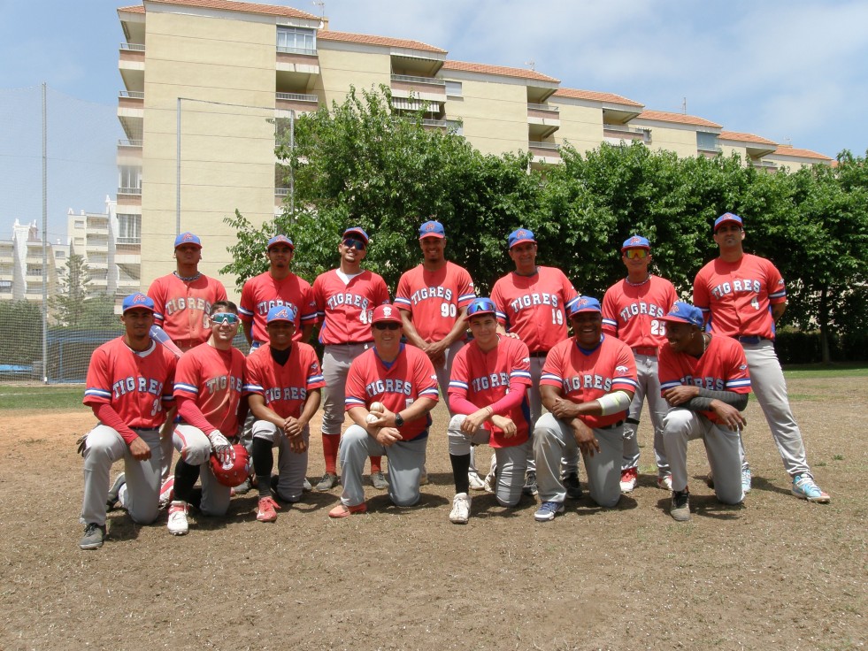 Nueva victoria de Tigres de Gandia contra el Astros Valencia