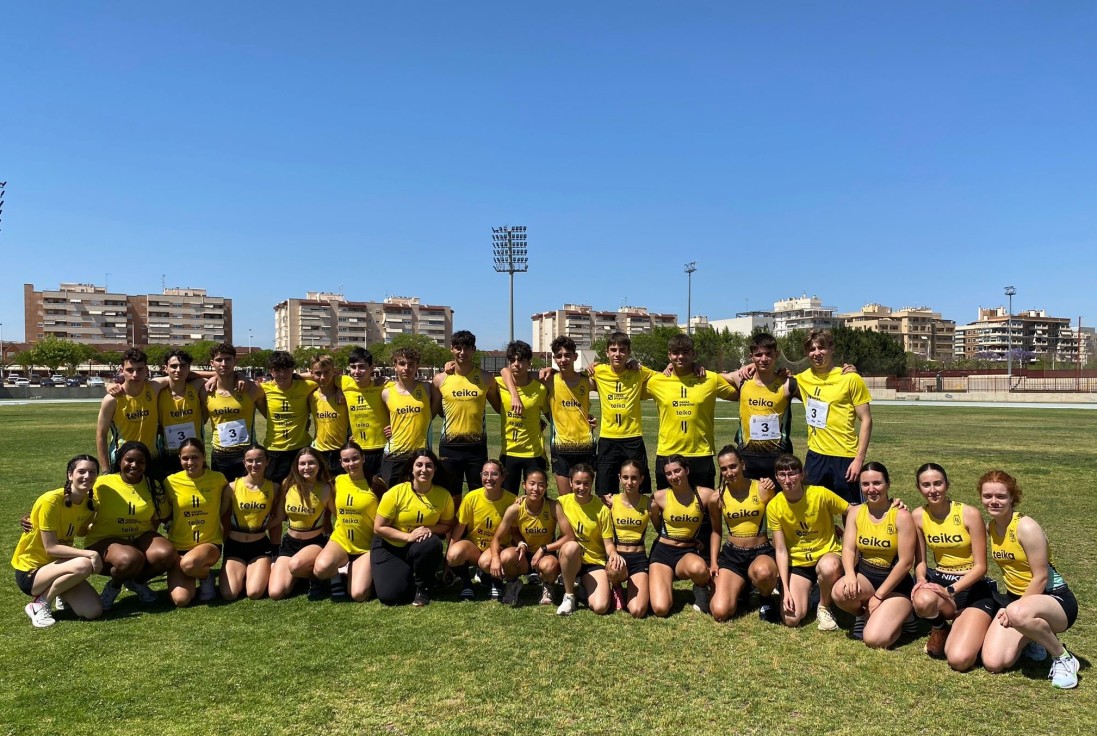 Tercera posición para los chicos y chicas del CA Safor Teika en el Campeonato Autonómico de Clubes Junior