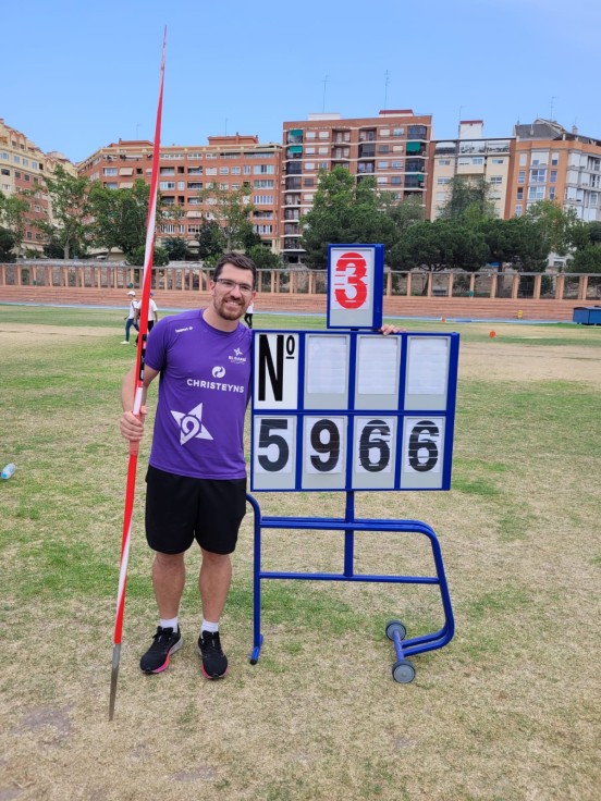 Héctor Cabrera logra la mínima para los Juegos Paralímpicos de París