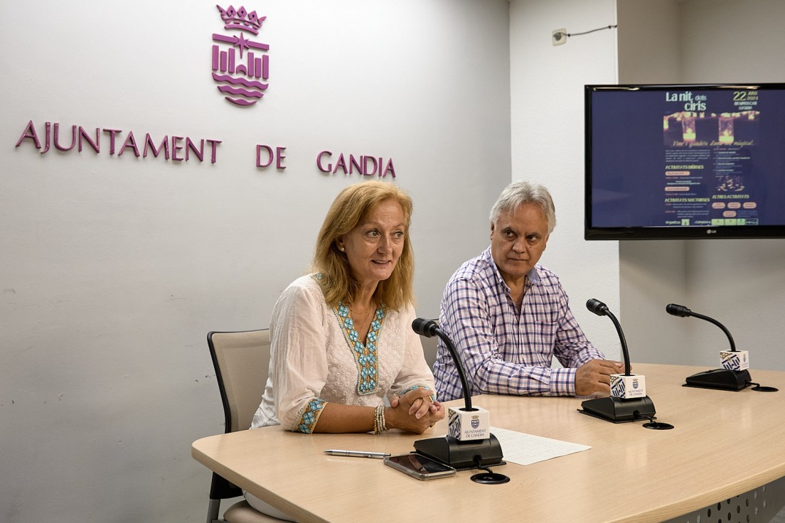 Gandia presenta la primera edición de la 'Nit dels Ciris' de Benipeixcar