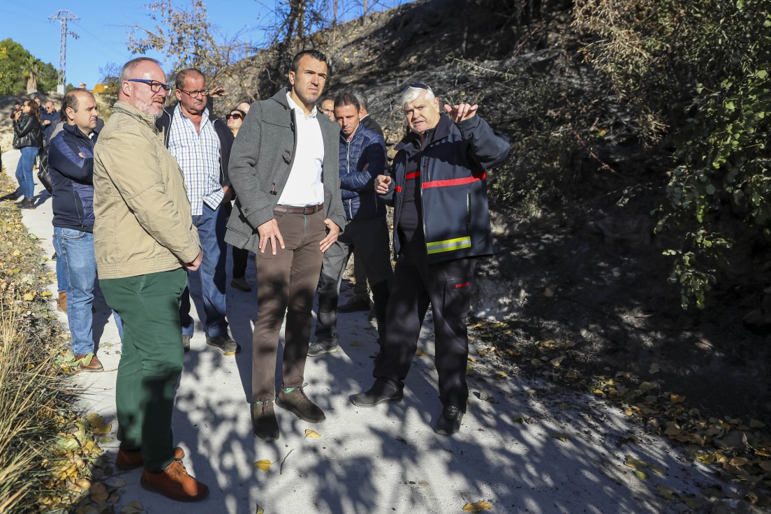La Diputació de València comienza la regeneración forestal de los municipios del incendio de Montitxelvo