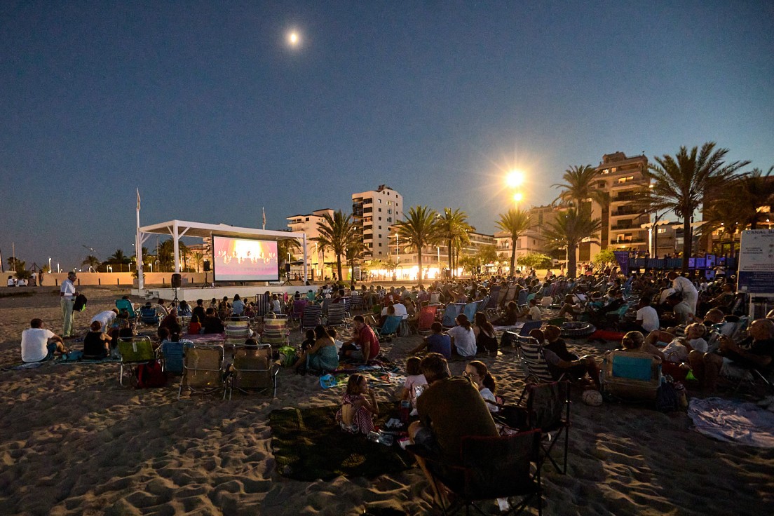 La playa de Gandia continúa el ciclo de ‘Cinema a la Mar’