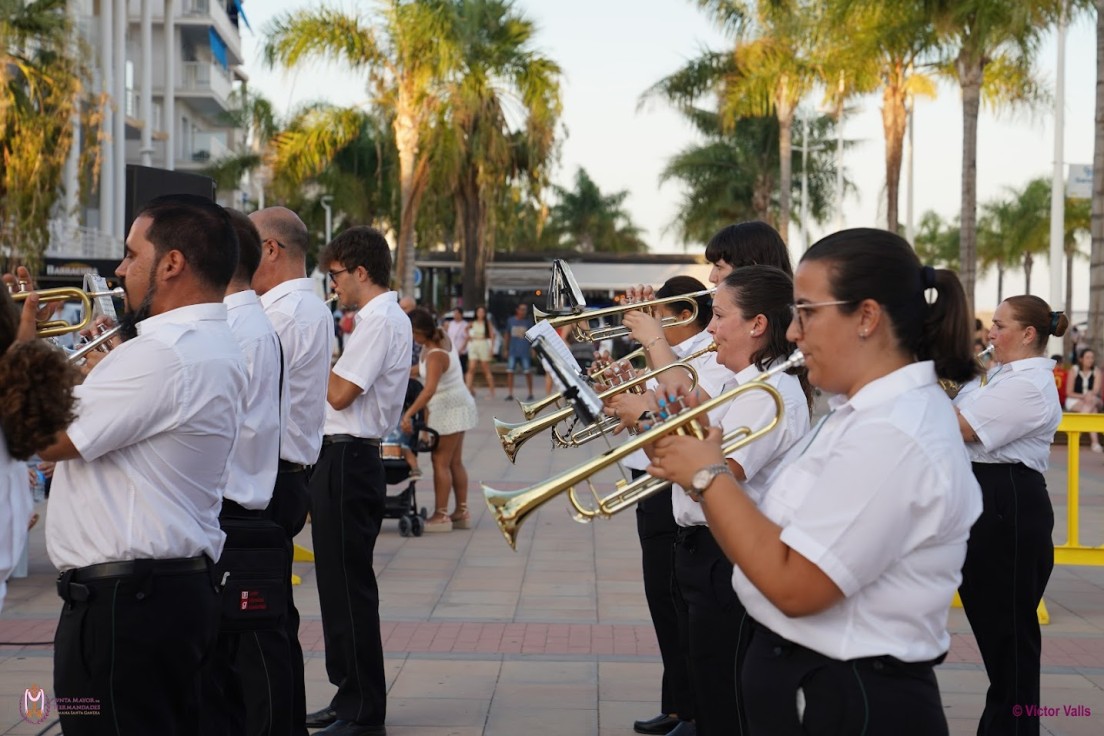 "Gandia a la mar" reunió este fin de semana a las bandas de música de la Semana Santa de la Ciudad Ducal