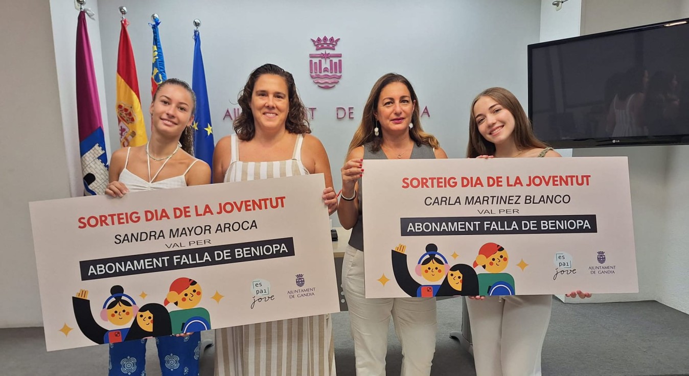 Sandra Mayor y Carla Martínez ganan el sorteo del Día de la Juventud de Gandia