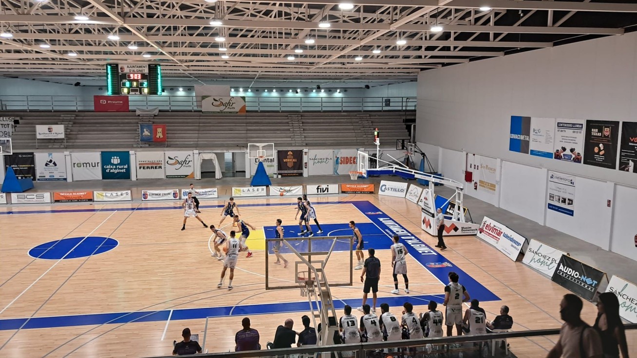 Victoria en el primer partido de pretemporada para el Units Pel Bàsquet Gandia