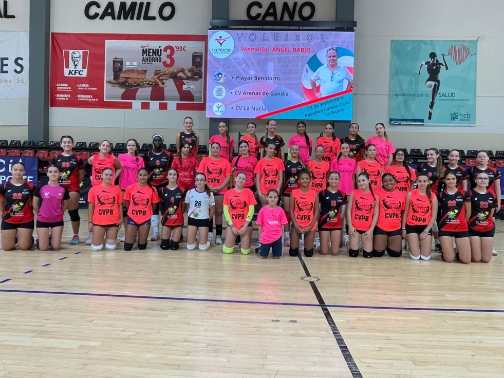 Equipos federados del CV Arenas han participado en el torneo de pretemporada organizado por el Club Voleibol La Nucia.