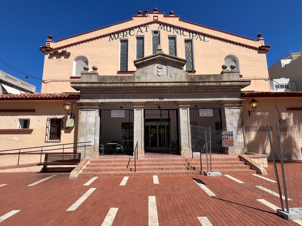 Empiezan las obras en el Mercado Municipal de Oliva cofinanciadas por los 'Next Generation'