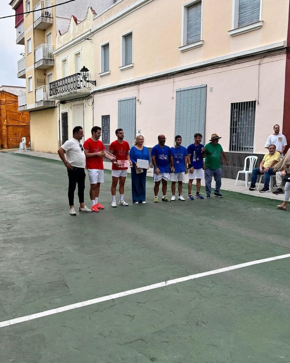 Entrega de reconocimientos a deportistas elites y final del Torneo de Hermanamiento en Daimús