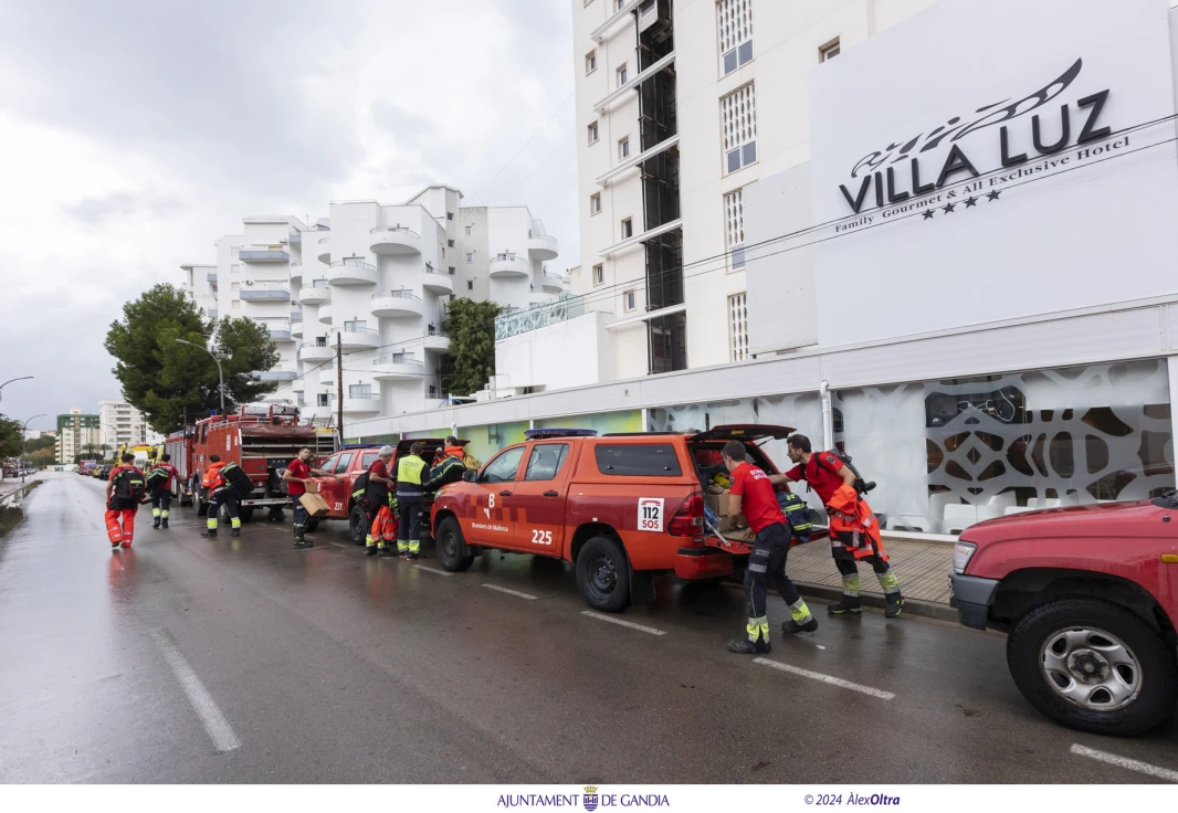 Más de medio millar de efectivos de ayuda en las inundaciones alojados en hoteles de Gandia y playa