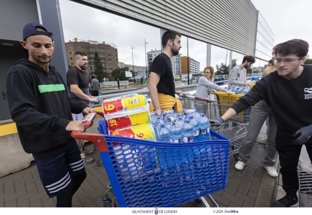 El Ayuntamiento de Gandia reanuda la recogida de ayuda para los afectados por las inundaciones