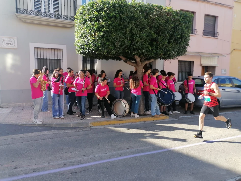 Agradecimiento del consejo de Benirredrà a la comunidad en la Media Marató & 10K Ciudad Gandia