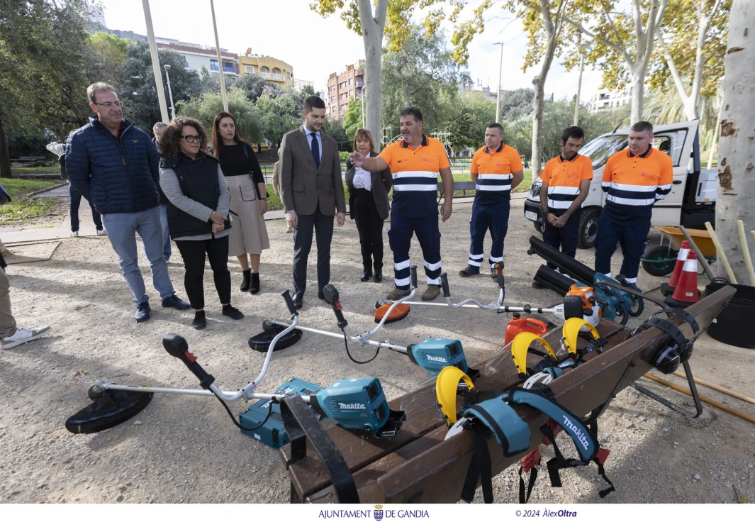 En marcha la primera contrata pública inclusiva para el mantenimiento de parque y jardines de Gandia