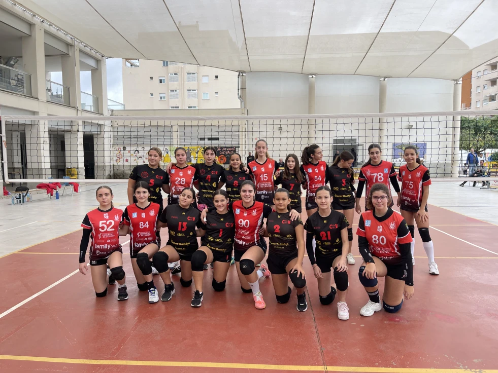 Fin de semana repleto de voleibol para los deportistas del CV Arenas de Gandia