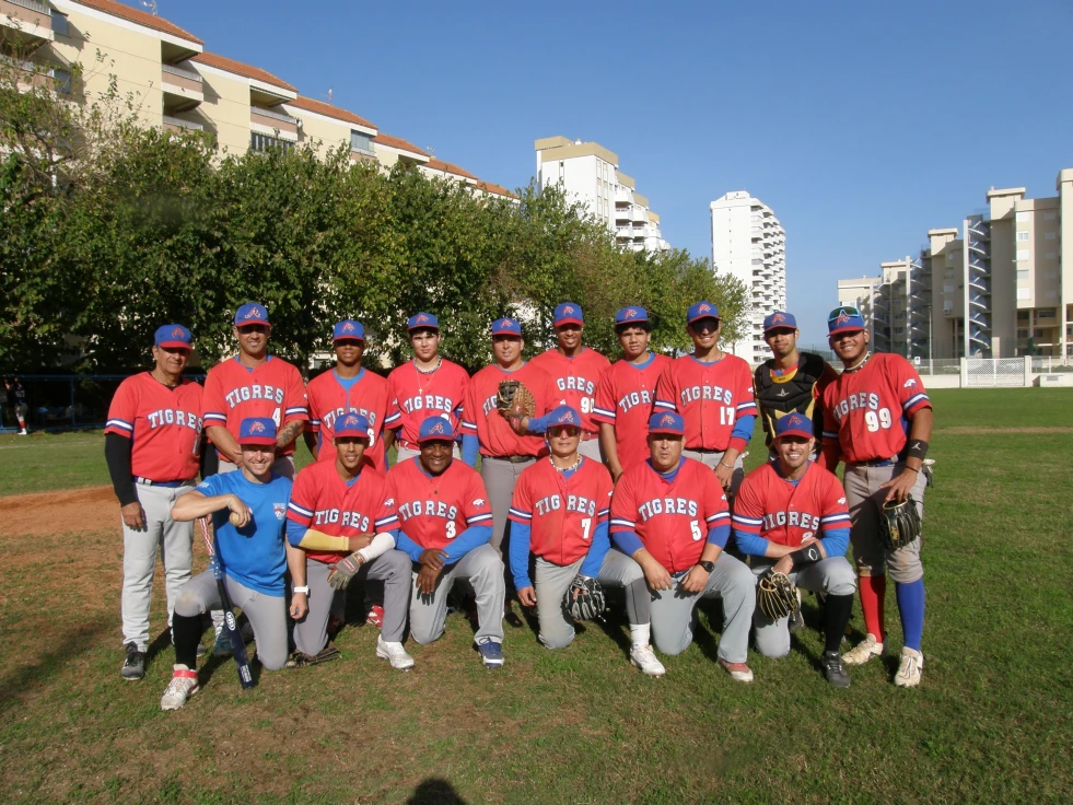 Tigres de Gandía, imbatibles: Conquista el 5º Derbi autonómico de Béisbol