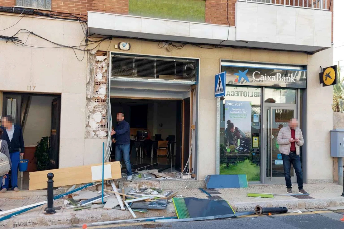 Cae la banda que robó el cajero de un banco de Palma de Gandia