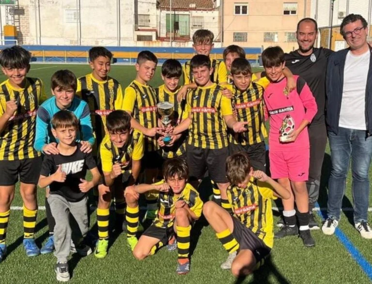 Campeones, Real de Gandía CF se corona en el Torneo Alevín Ciudad de Dénia