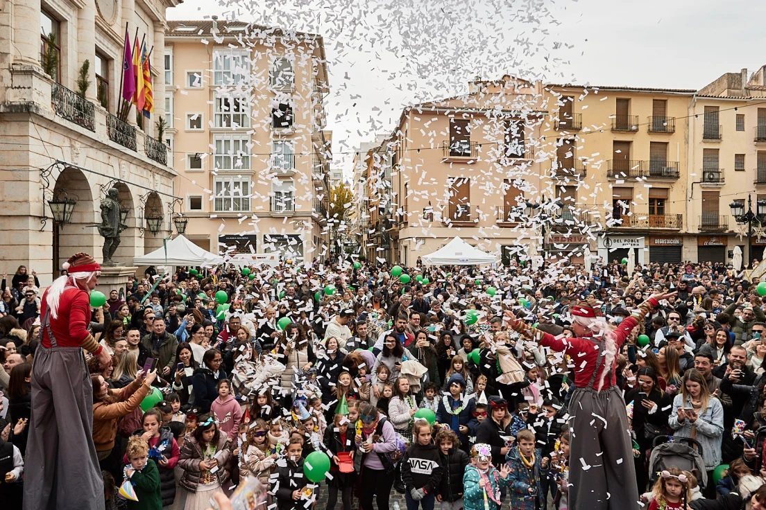 Gandia traslada las actividades y campanadas de Fin de Año en la plaza del Tirant debido a la previsión de lluvia