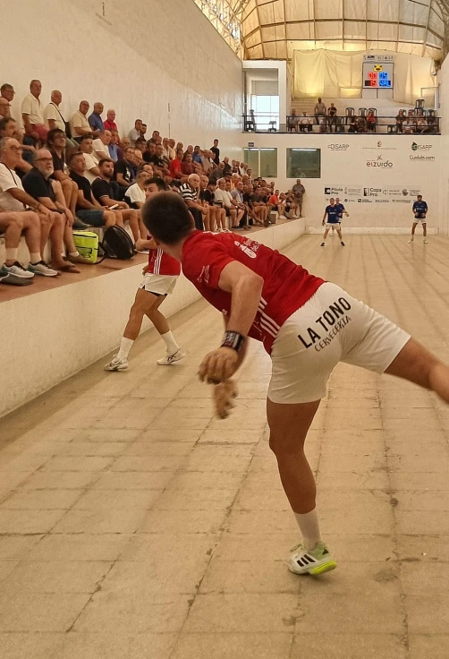 El Trinquet  de Piles acoge la partida inaugural de la Liga CaixaBank 2025 Pro 1 de Raspall Masculino