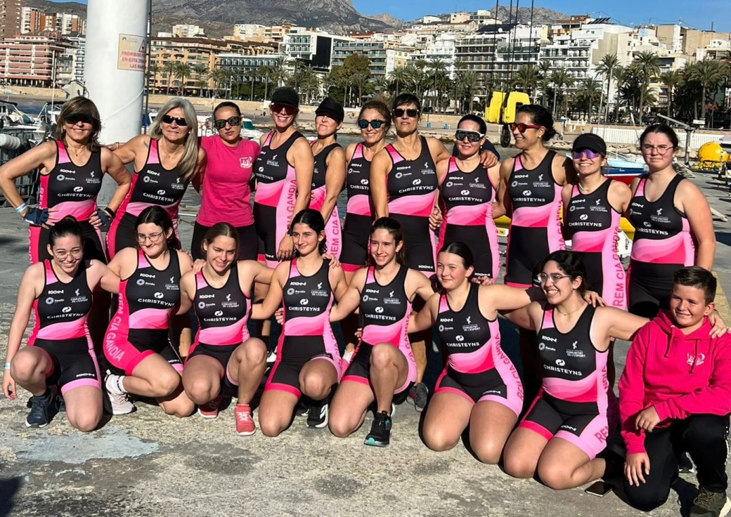 El Club de Rem Cia Gandia brilla en la IV Regata de la Liga Suma de Banco Fijo en Benidorm