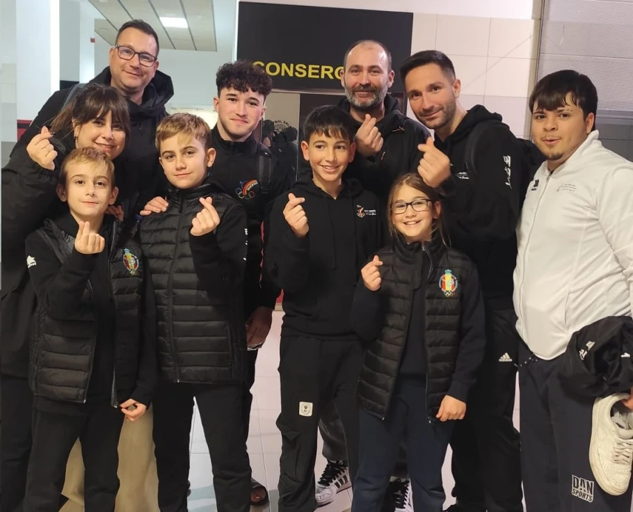 Medallas de Oro y Plata para el Club de Taekwondo La Safor Gandia en el Autonómico de Poomsae