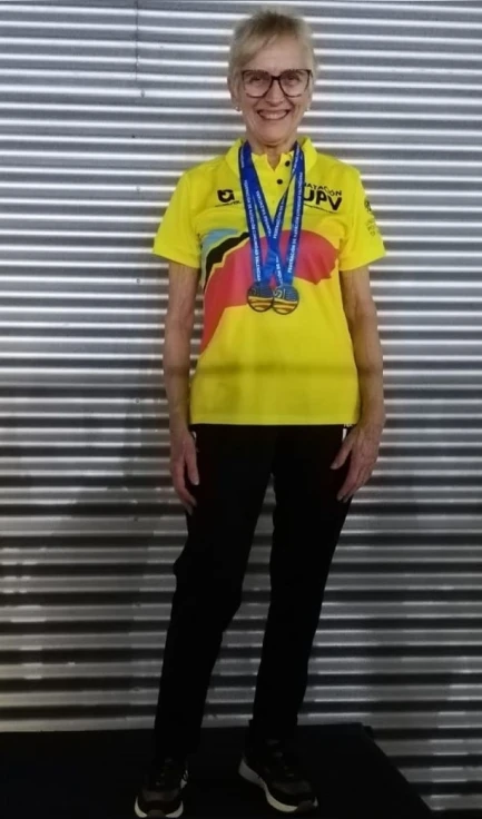 La nadadora Tere Savall, campeona autonómica en 50m espalda y 50m estilo libre