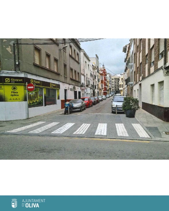 Arrancan en Oliva las obras de pavimentación de las calles recayentes a los paseos Lluís Vives y Jaume I