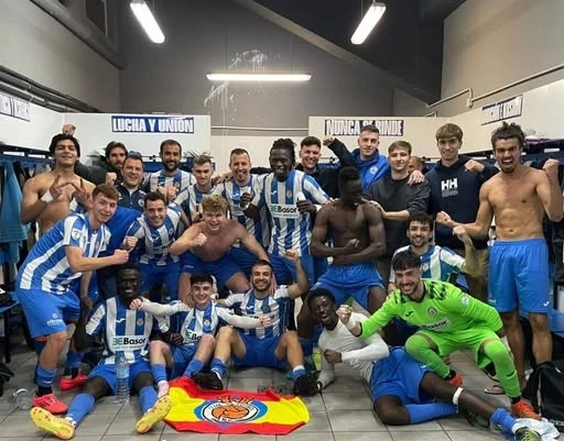 El CF Gandia consigue un triunfo crucial en la Lliga À Punt Comunitat para salir de la zona baja