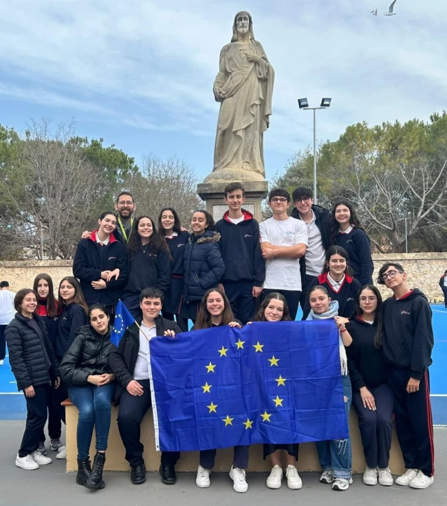 El Colegio Esclavas SCJ, nombrado Escuela Embajadora del Parlamento Europeo: Europa en el aula.