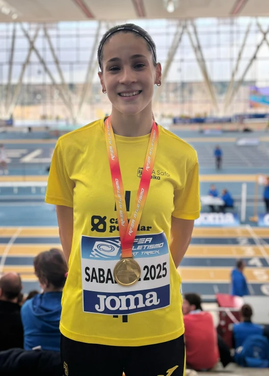 Laura Castillo (CA Safor Teika) se proclama campeona de España promesa en los 200 metros lisos