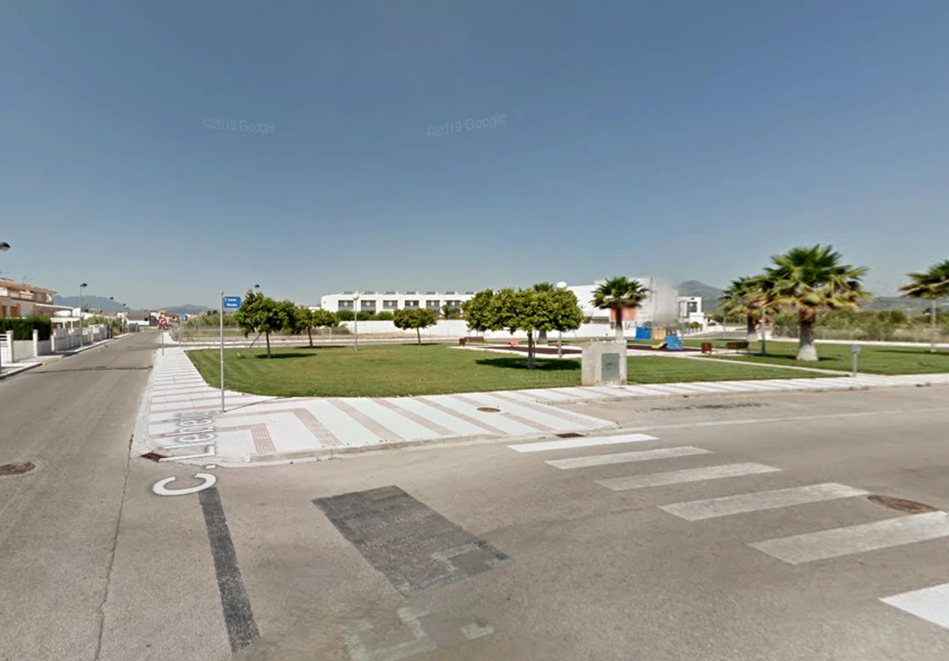 Daimús estrena un nuevo parque con juegos infantiles, área de pícnic y tirolina