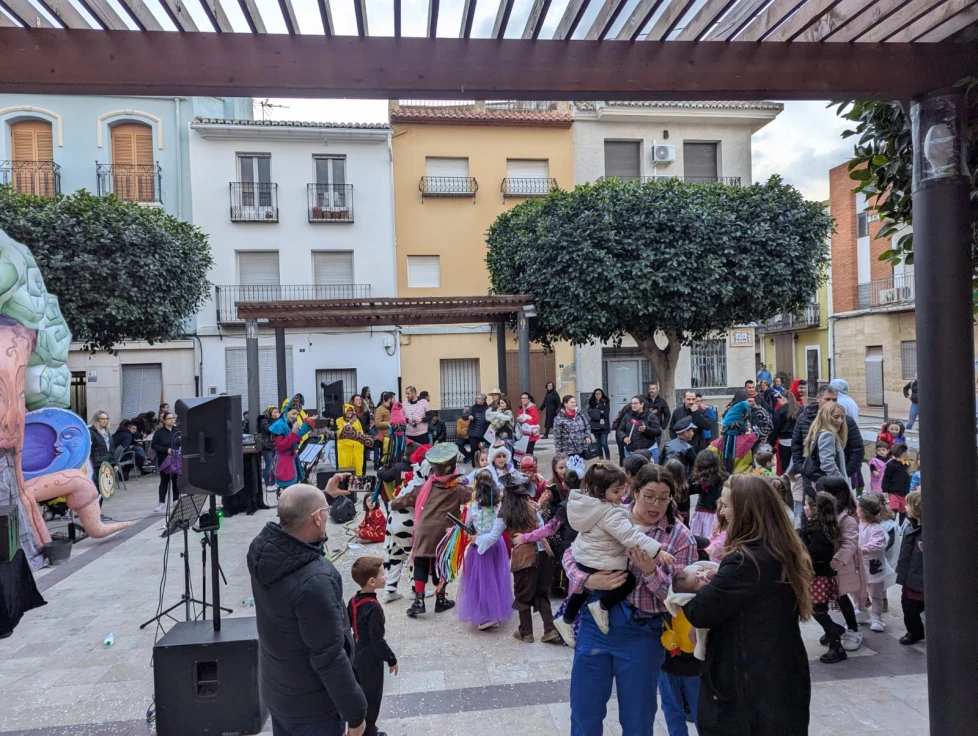 L'Alqueria de la Comtessa celebra un Carnaval repleto de cultura y tradición