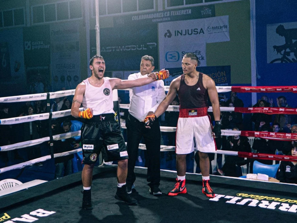 El Ayuntamiento de Piles felicita a Dani Ausina Torregrosa por su clasificación a la final Autonómica de Boxeo