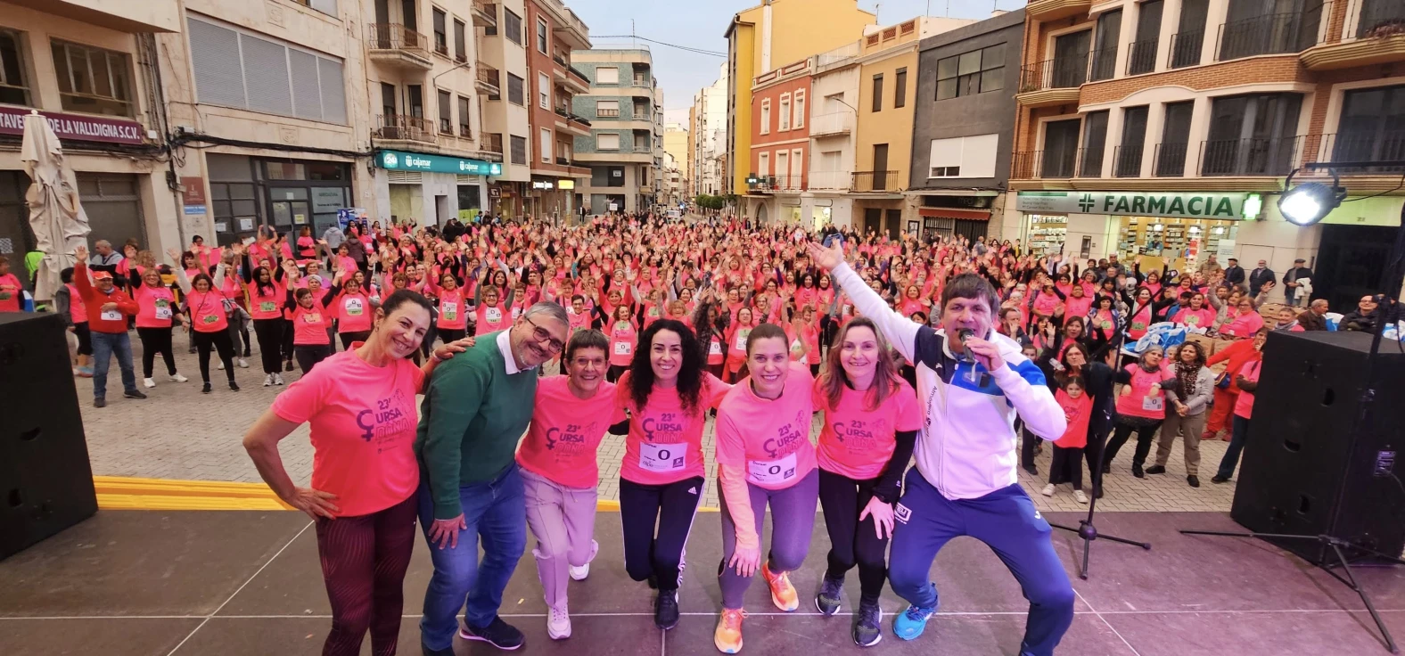 Tavernes de la Valldigna celebró con éxito la participación de la 23ª edición de la Cursa de la Dona