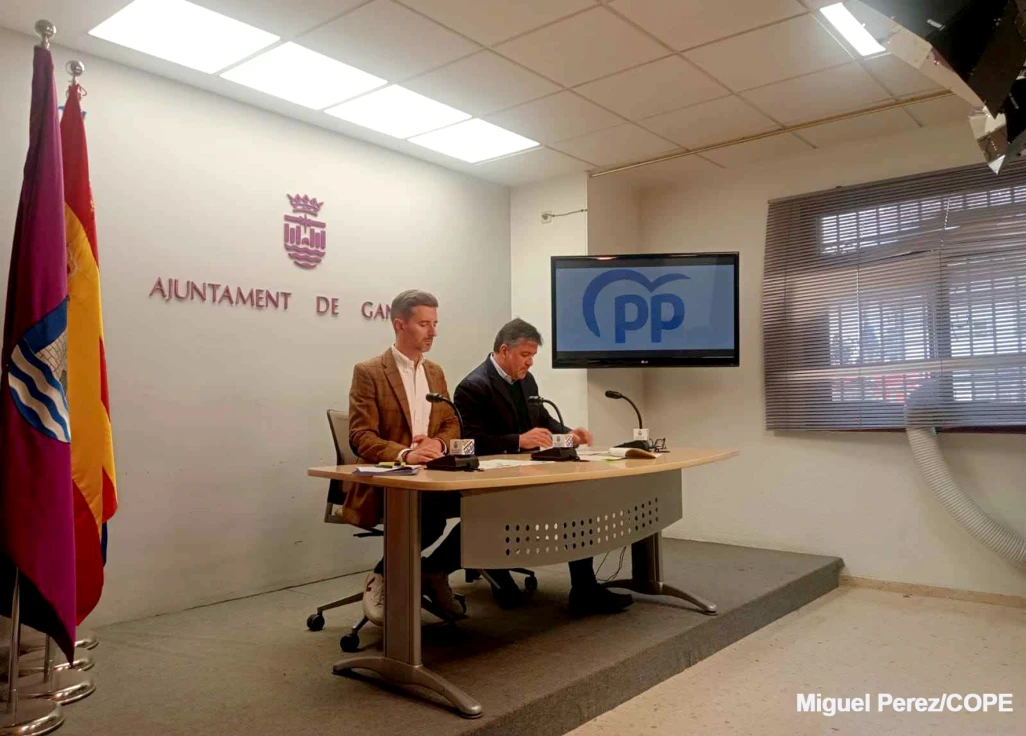 El PP denuncia que Prieto es el alcalde que más ha incrementado el personal en la Historia Democrática de Gandia
